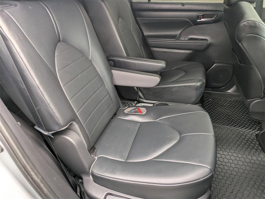 used 2021 Toyota Highlander Hybrid car, priced at $40,351