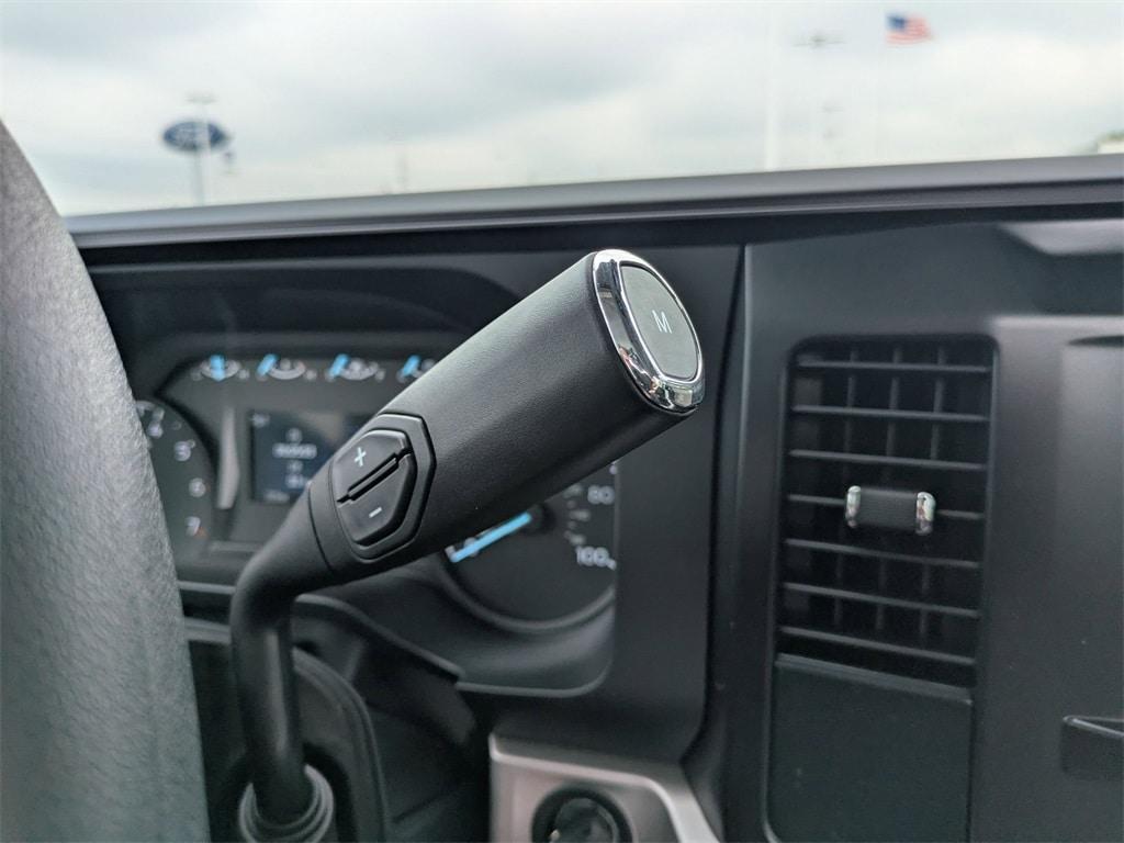 new 2025 Ford F-250 car, priced at $52,640