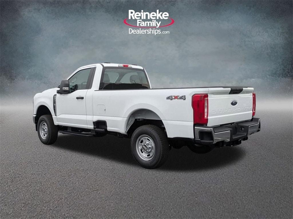 new 2025 Ford F-250 car, priced at $52,640