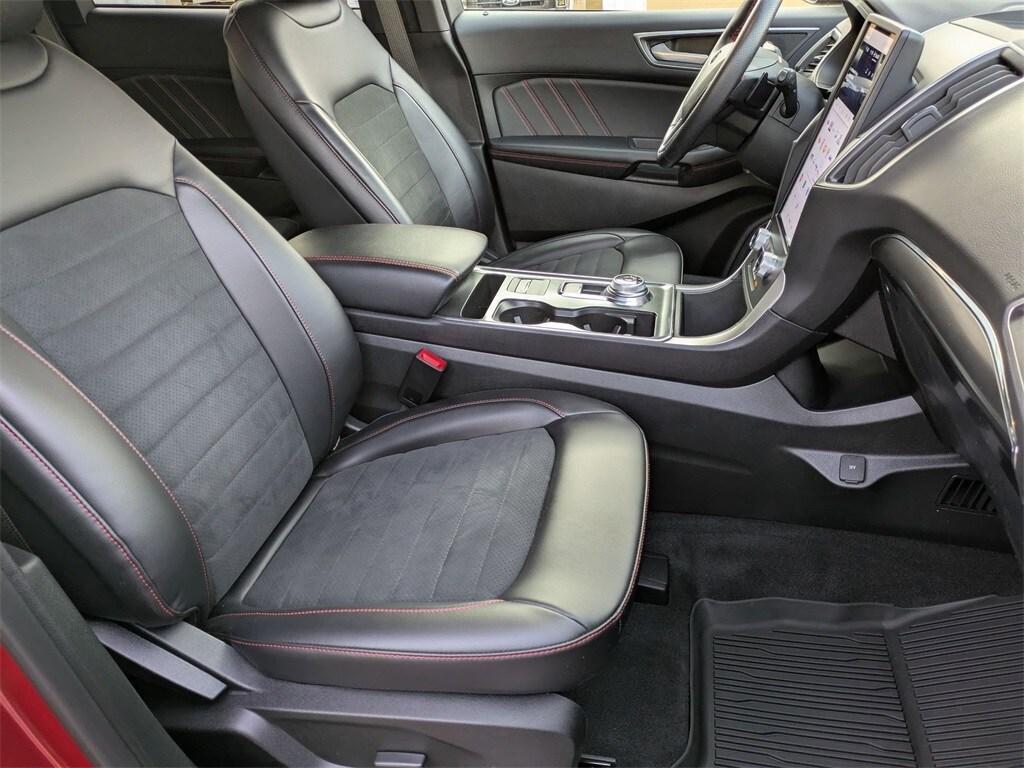 used 2024 Ford Edge car, priced at $34,620