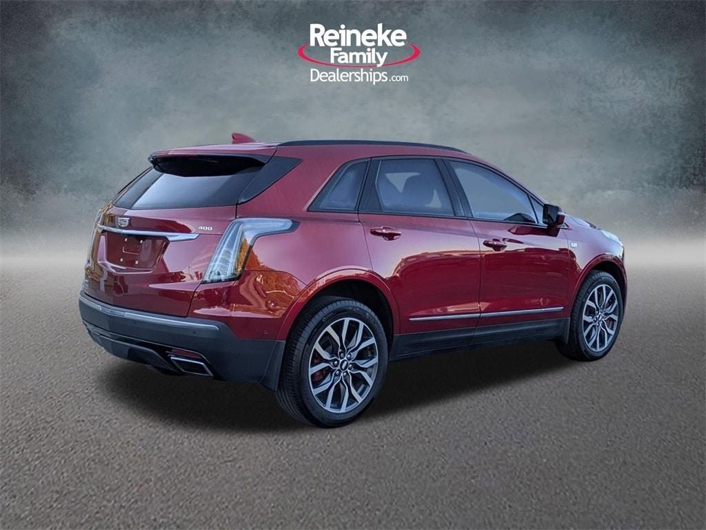 used 2023 Cadillac XT5 car, priced at $37,344