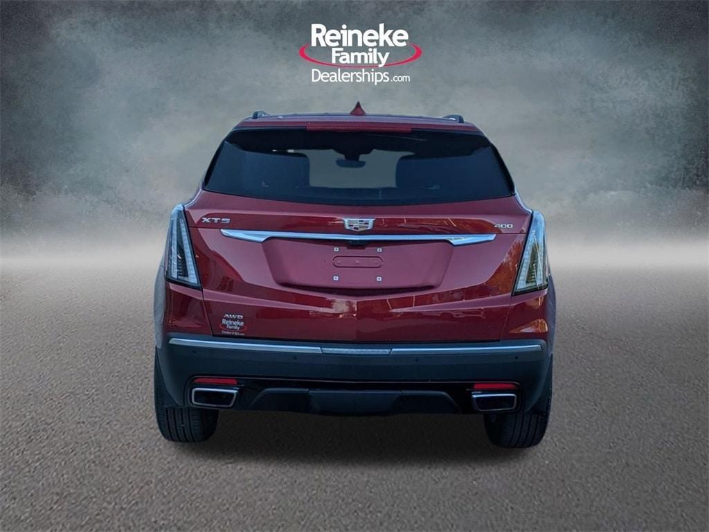 used 2023 Cadillac XT5 car, priced at $37,344