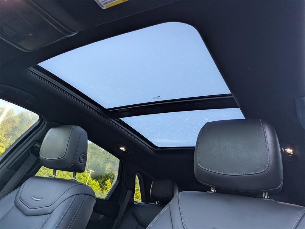 used 2023 Cadillac XT5 car, priced at $37,344