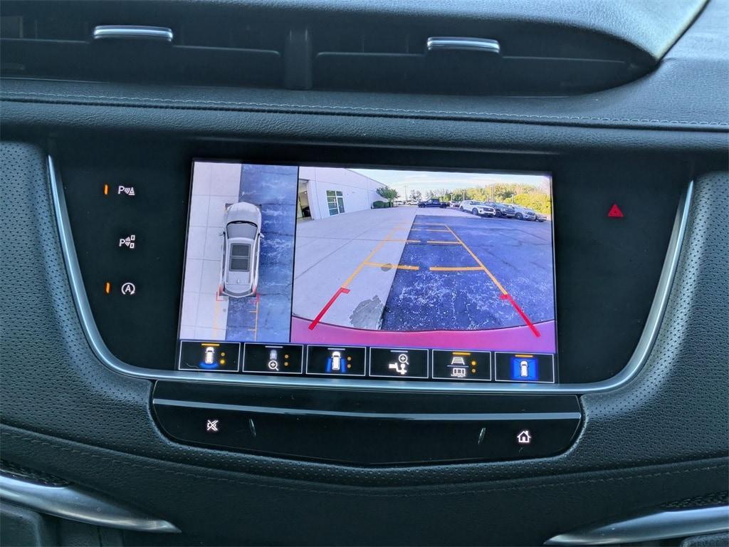 used 2023 Cadillac XT5 car, priced at $37,344