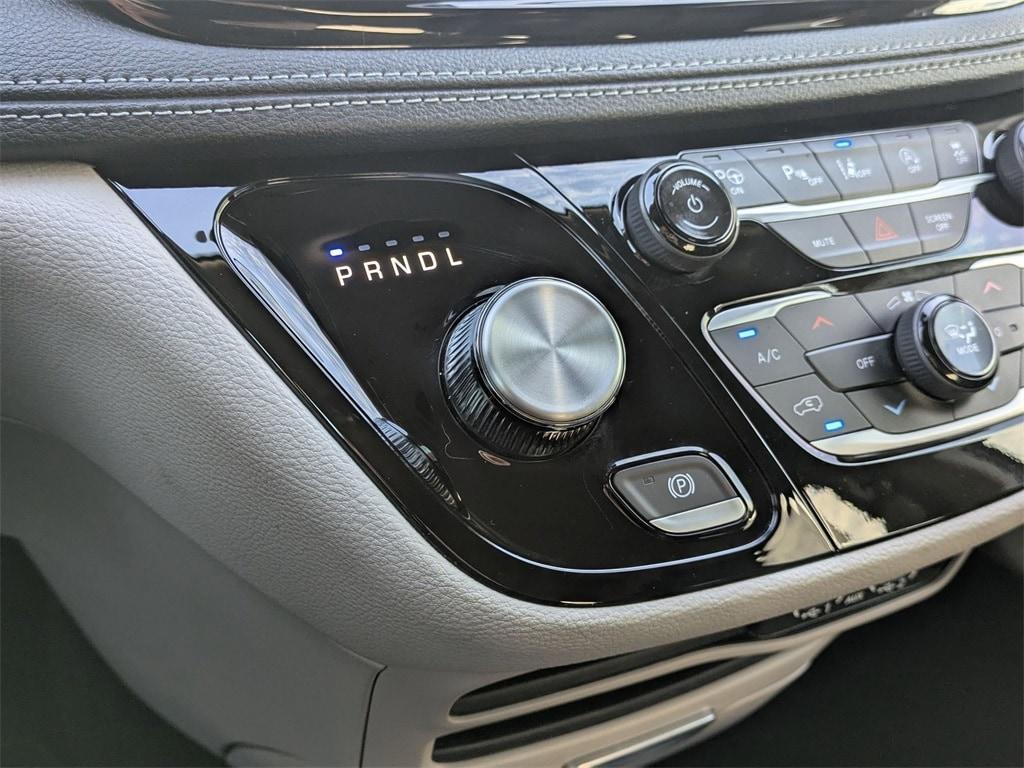 used 2023 Chrysler Pacifica car, priced at $28,988