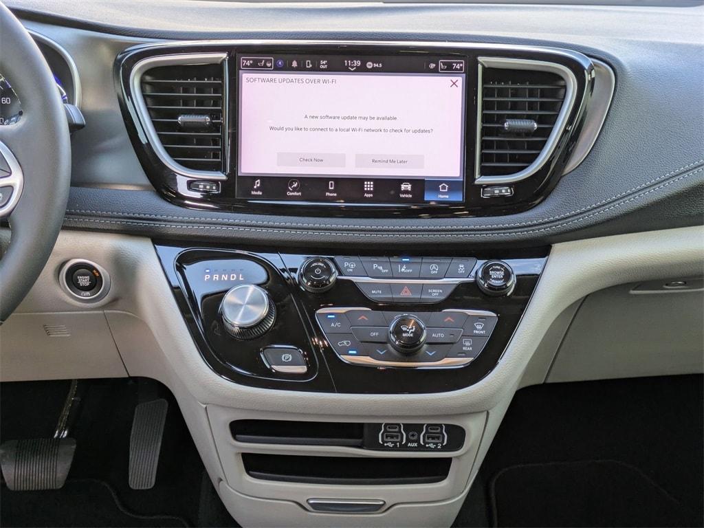 used 2023 Chrysler Pacifica car, priced at $28,988