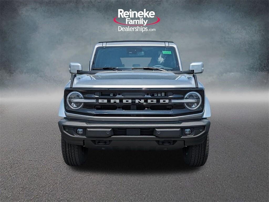 new 2024 Ford Bronco car, priced at $49,875