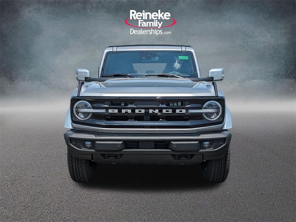 new 2024 Ford Bronco car, priced at $53,625