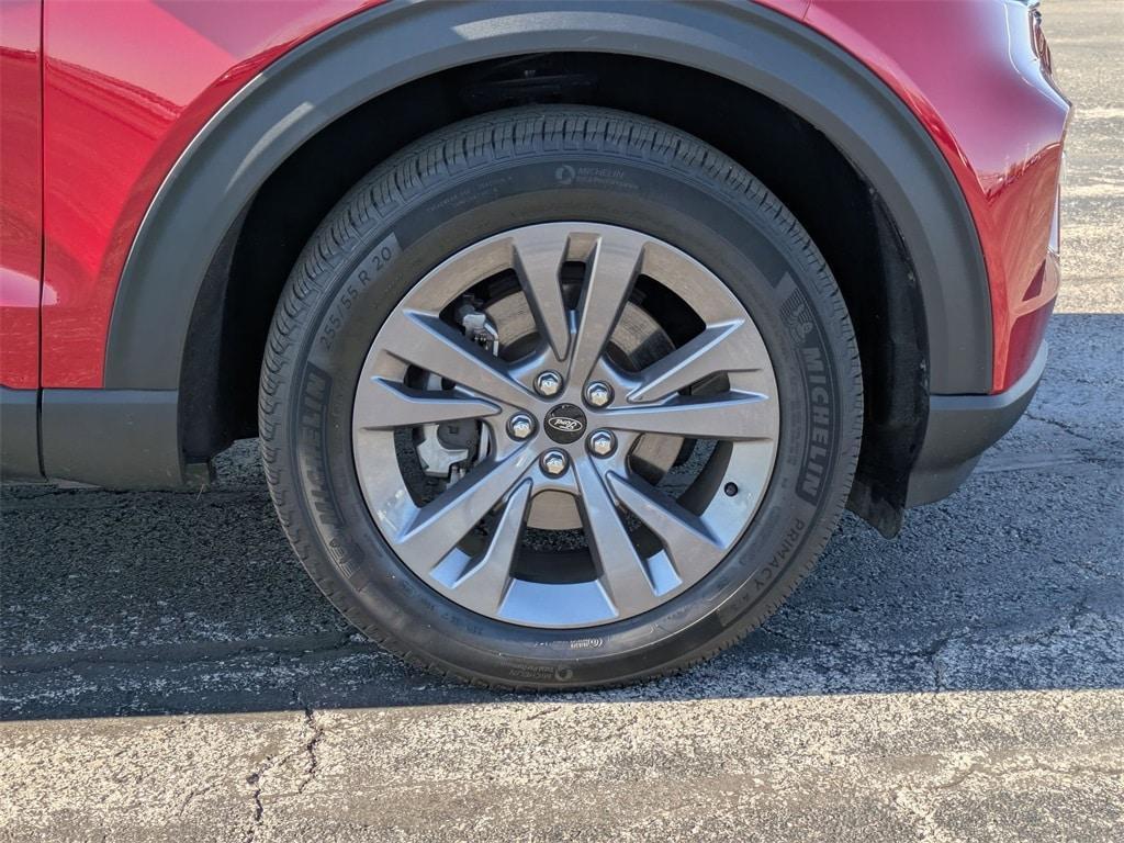 used 2024 Ford Explorer car, priced at $36,731
