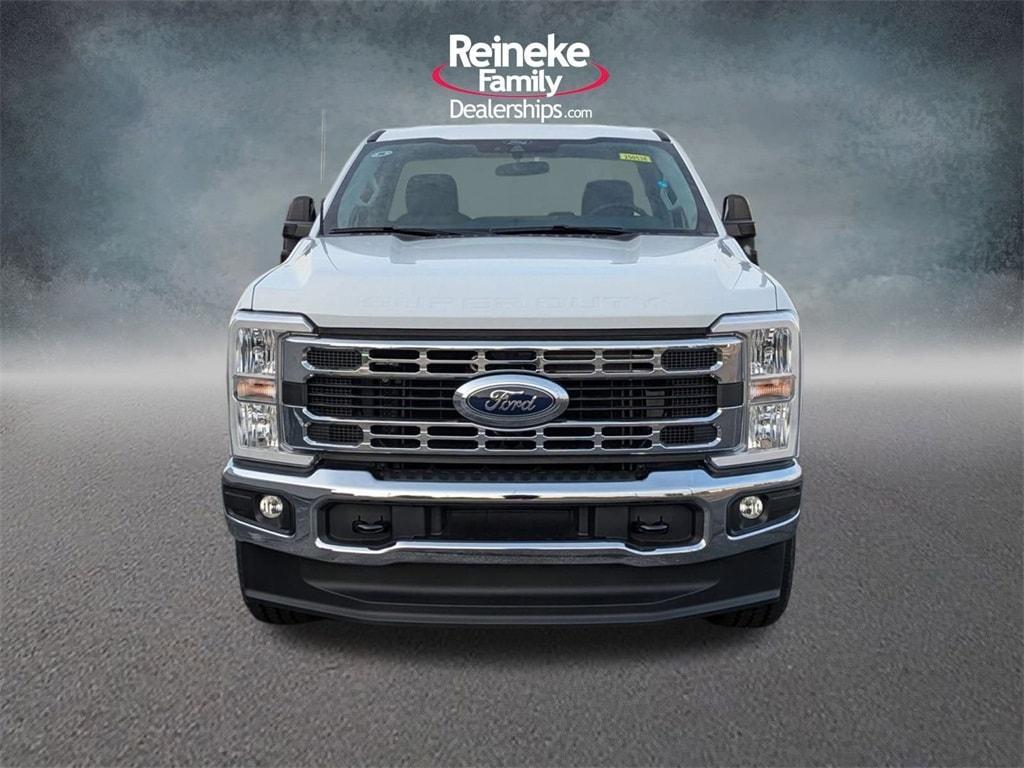 new 2025 Ford F-350 car, priced at $57,375