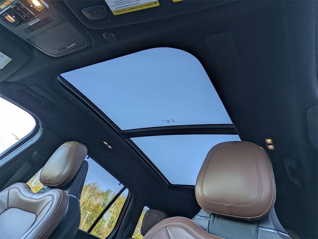 used 2022 Lincoln Aviator car, priced at $45,700