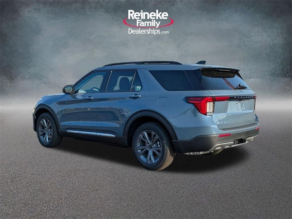 new 2025 Ford Explorer car, priced at $45,494