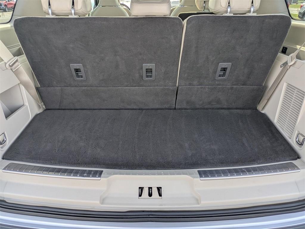 used 2019 Lincoln Navigator car, priced at $37,957