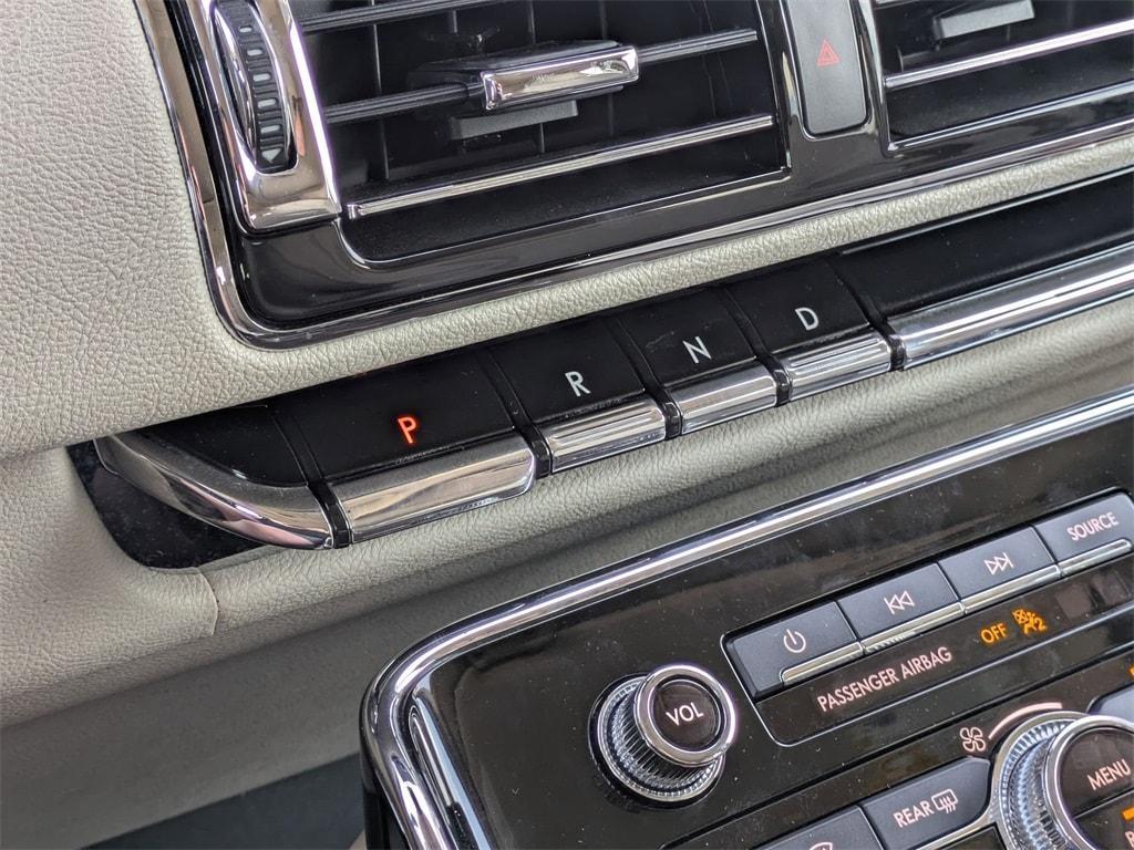 used 2019 Lincoln Navigator car, priced at $37,957