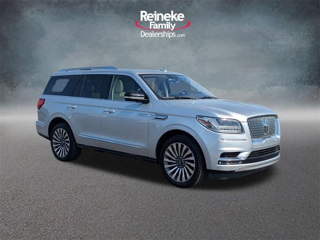 used 2019 Lincoln Navigator car, priced at $37,957