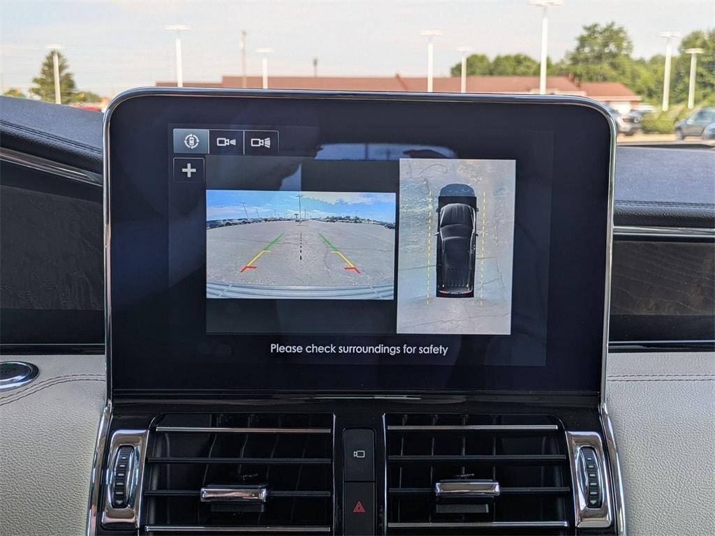 used 2019 Lincoln Navigator car, priced at $37,957