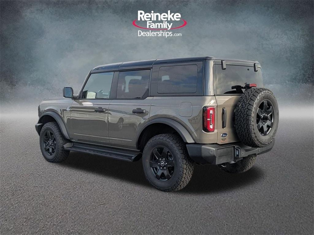 new 2025 Ford Bronco car, priced at $52,087
