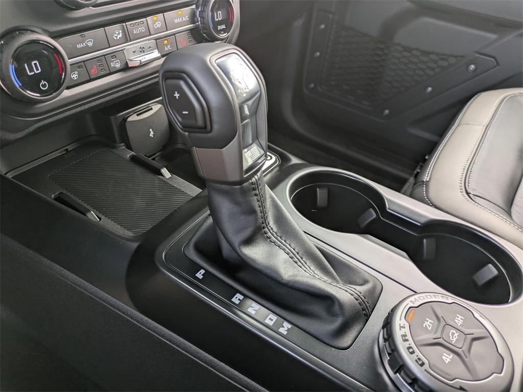 new 2025 Ford Bronco car, priced at $52,087
