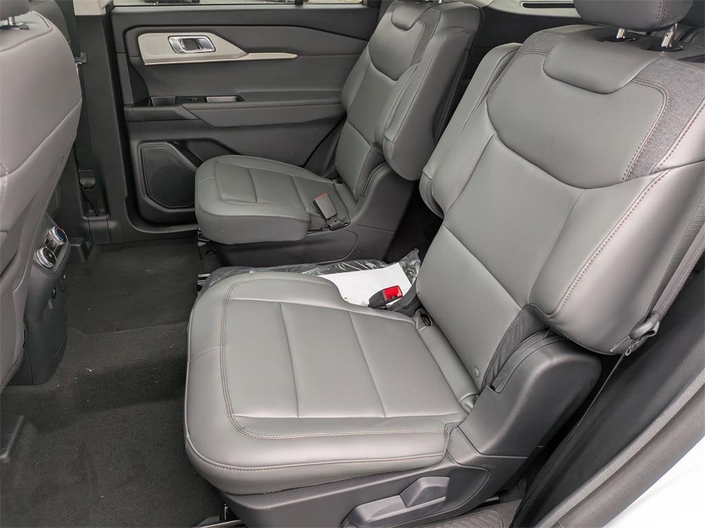 new 2025 Ford Explorer car, priced at $47,012