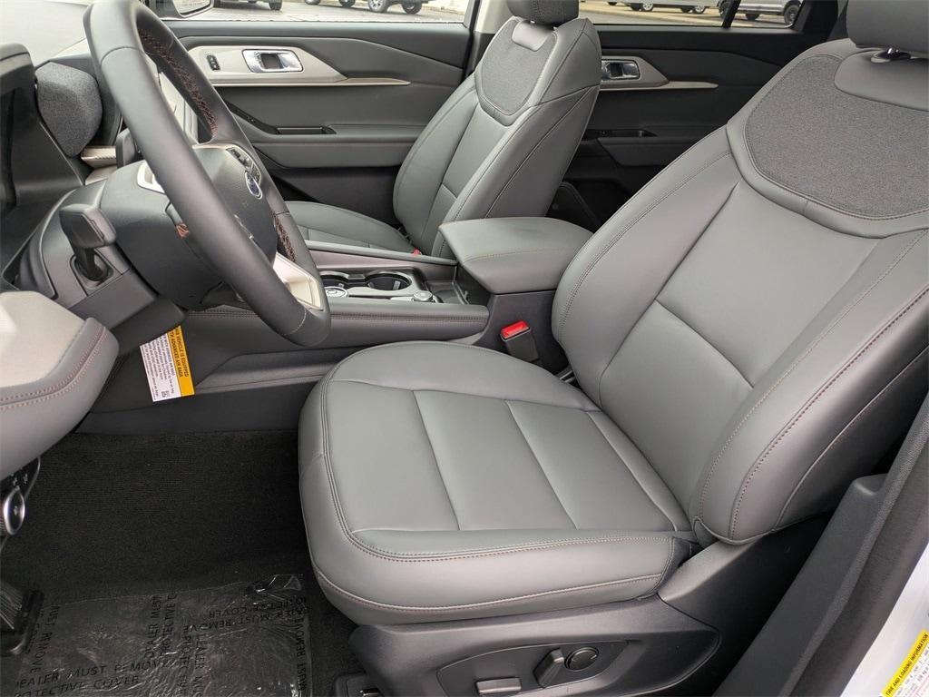 new 2025 Ford Explorer car, priced at $47,012
