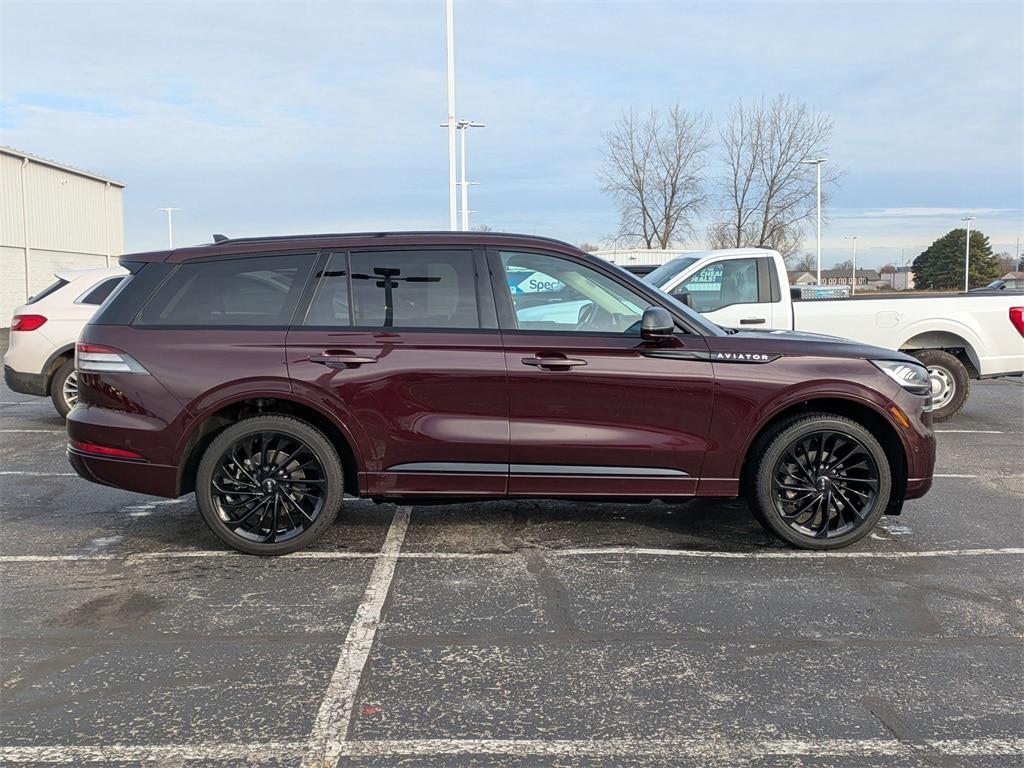 used 2024 Lincoln Aviator car, priced at $59,998