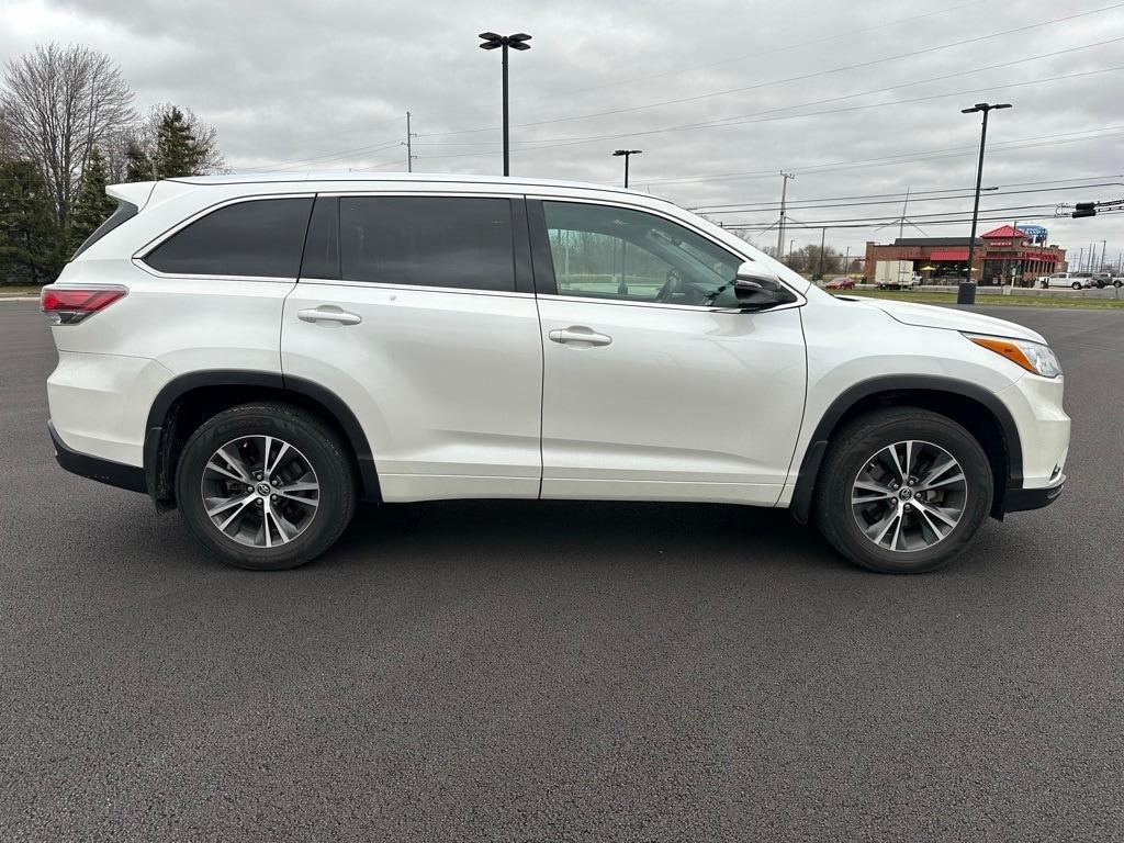 used 2016 Toyota Highlander car, priced at $19,682