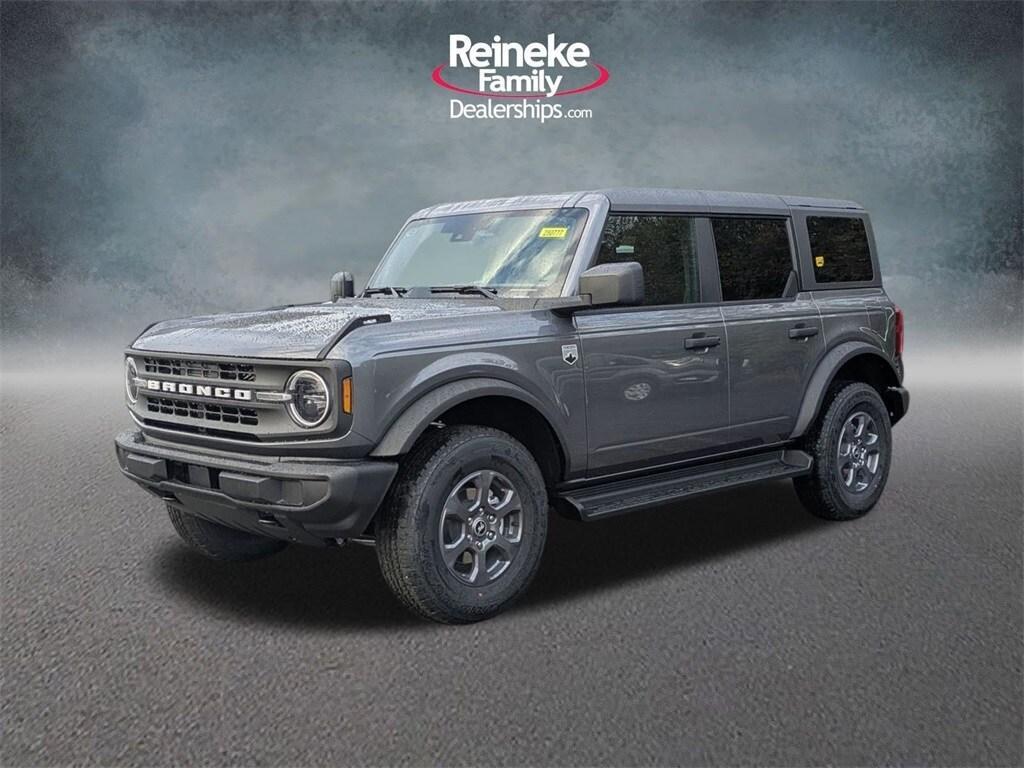 new 2025 Ford Bronco car, priced at $46,031