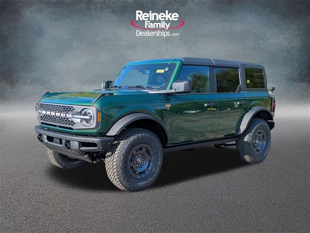new 2025 Ford Bronco car, priced at $59,736