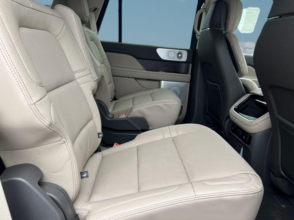 new 2024 Lincoln Navigator car, priced at $93,999