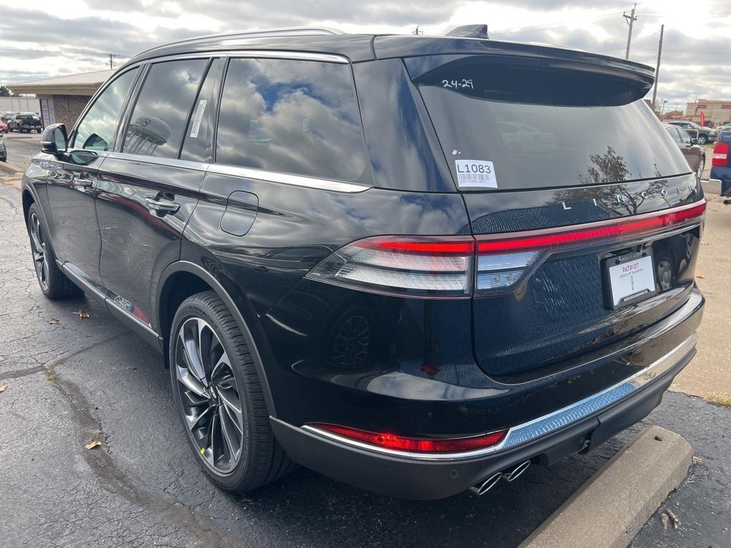 new 2025 Lincoln Aviator car, priced at $78,300