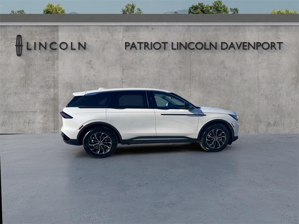 new 2025 Lincoln Nautilus car, priced at $59,020