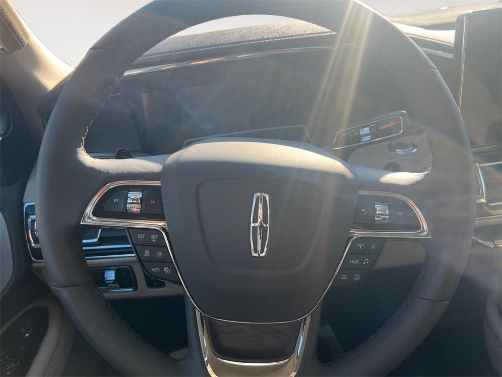 new 2024 Lincoln Navigator L car, priced at $97,100