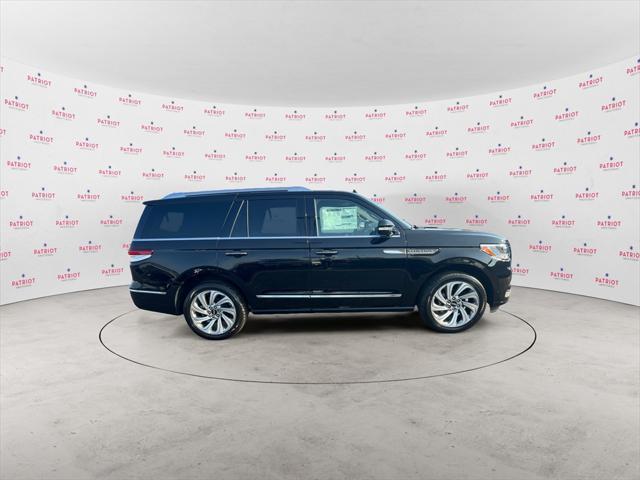 new 2024 Lincoln Navigator car, priced at $83,059