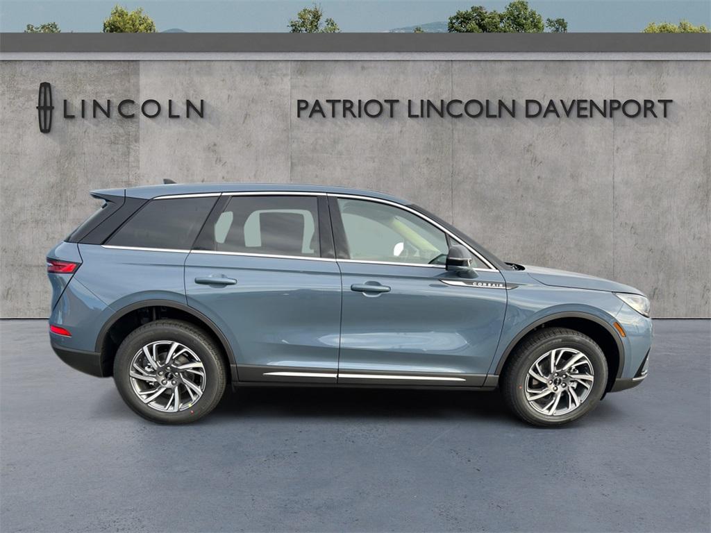 new 2025 Lincoln Corsair car, priced at $47,520