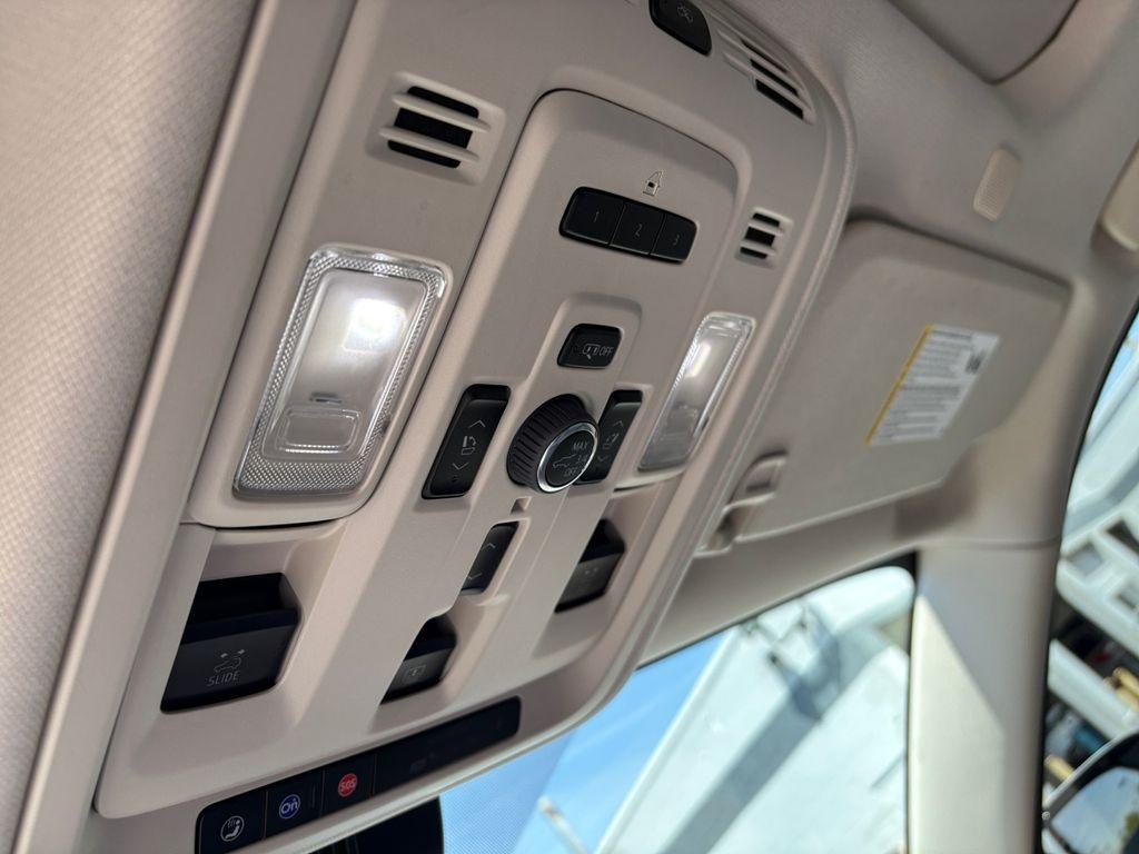 used 2023 GMC Yukon car