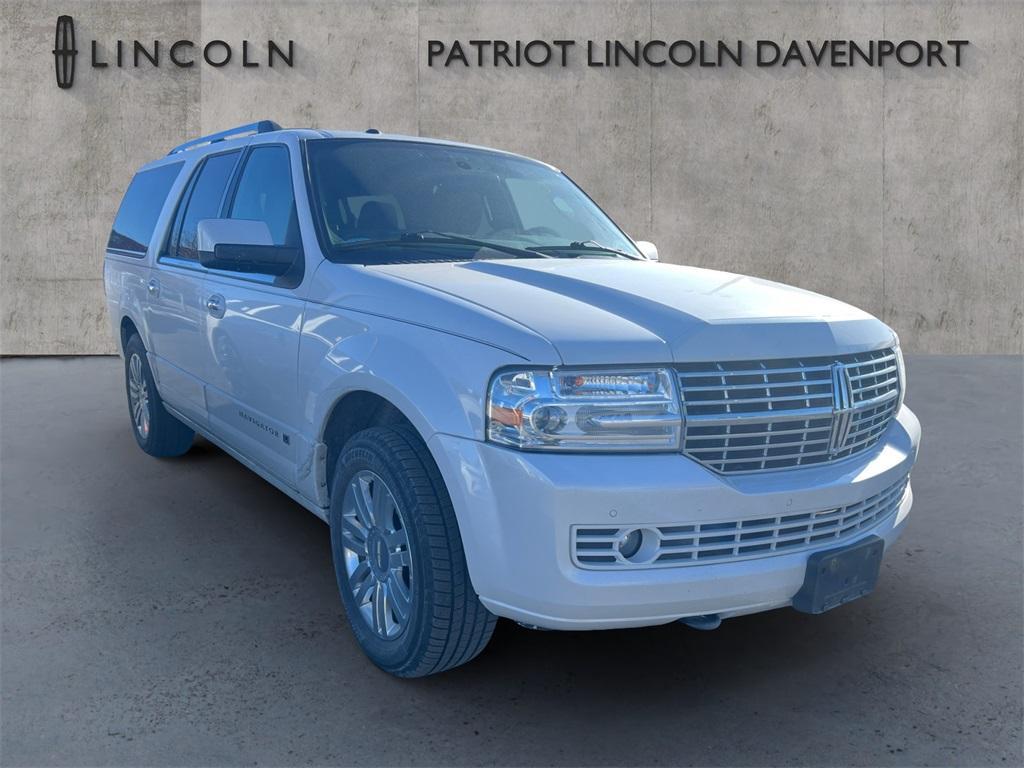 used 2014 Lincoln Navigator car, priced at $9,999