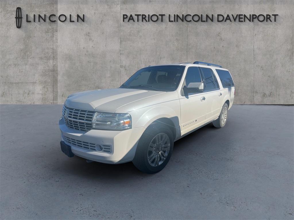 used 2014 Lincoln Navigator car, priced at $9,999