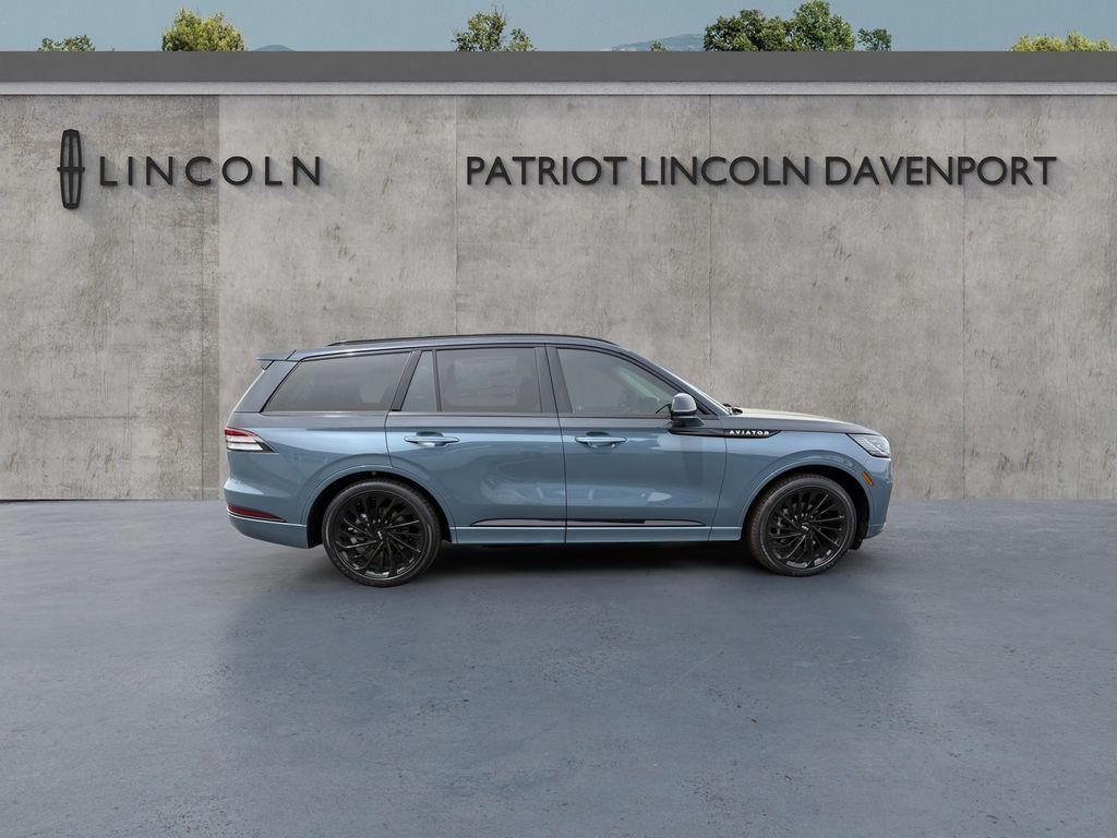 new 2025 Lincoln Aviator car, priced at $77,312