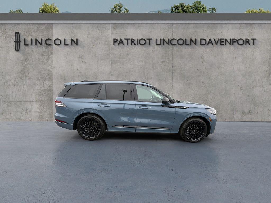 new 2025 Lincoln Aviator car, priced at $77,812