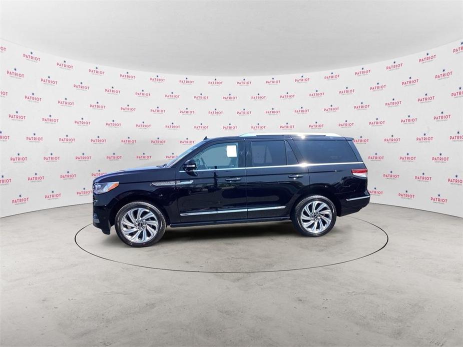 new 2024 Lincoln Navigator car, priced at $97,048