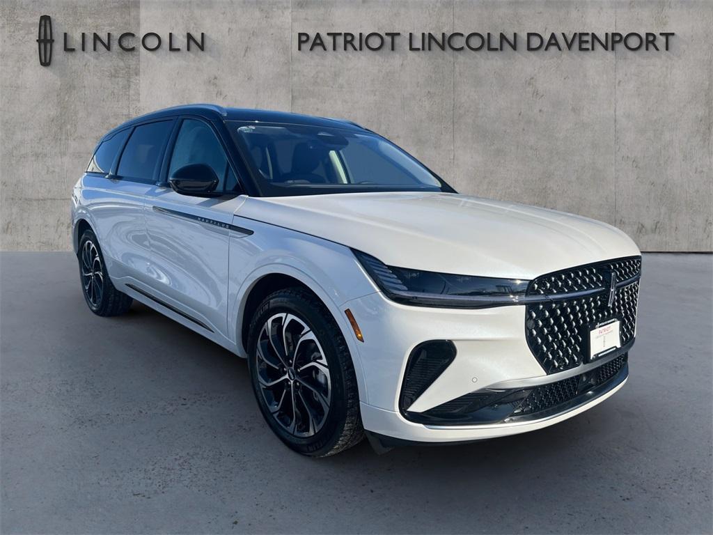 new 2025 Lincoln Nautilus car, priced at $63,455