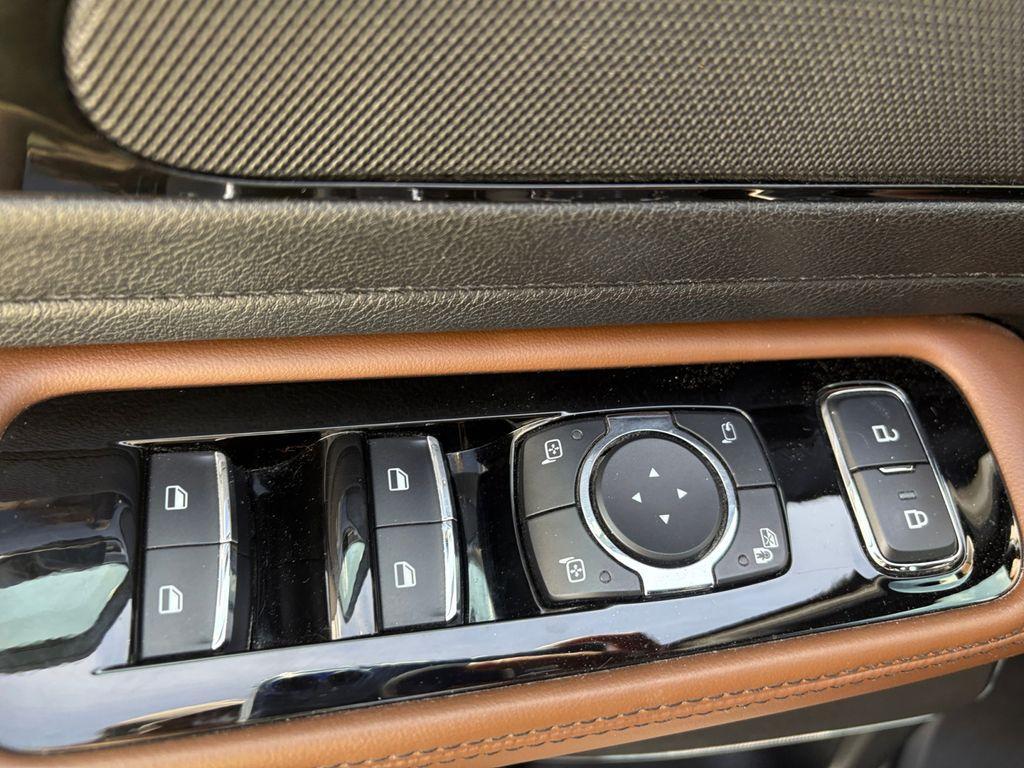 used 2022 Lincoln Aviator car, priced at $39,999