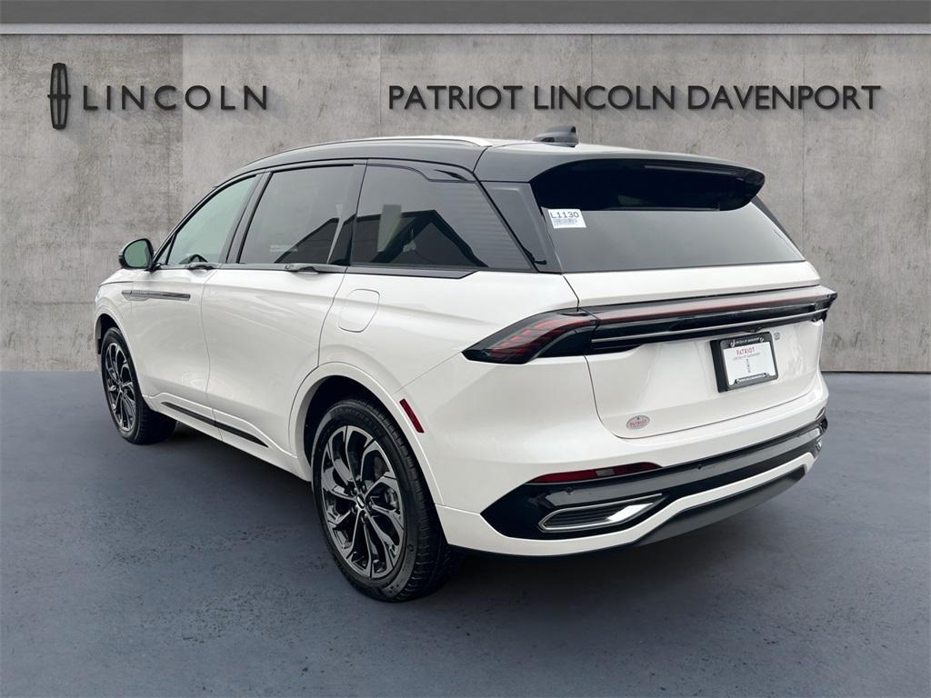 new 2025 Lincoln Nautilus car, priced at $65,455