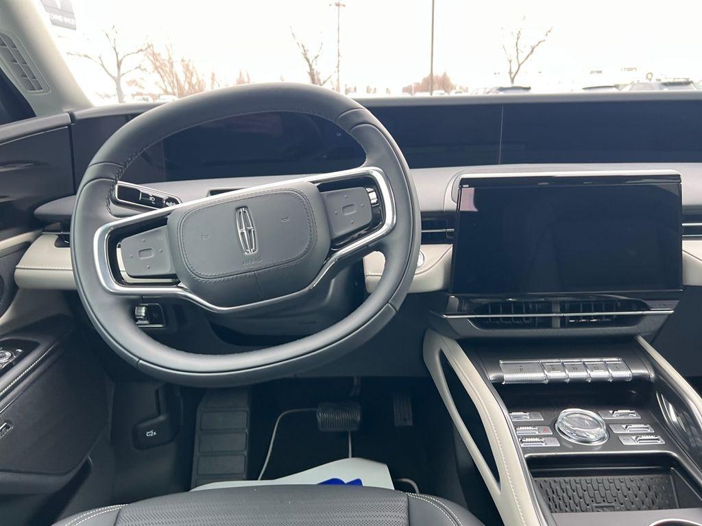 new 2025 Lincoln Nautilus car, priced at $59,331