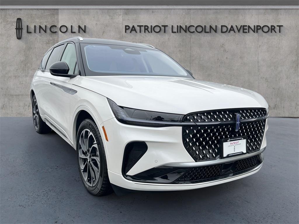 new 2025 Lincoln Nautilus car, priced at $65,455