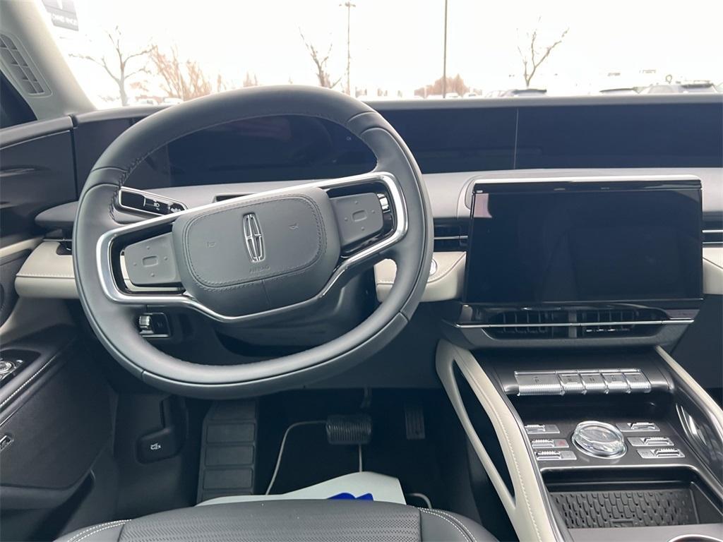 new 2025 Lincoln Nautilus car, priced at $65,455