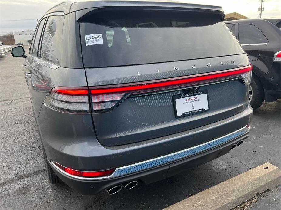 new 2025 Lincoln Aviator car, priced at $67,325