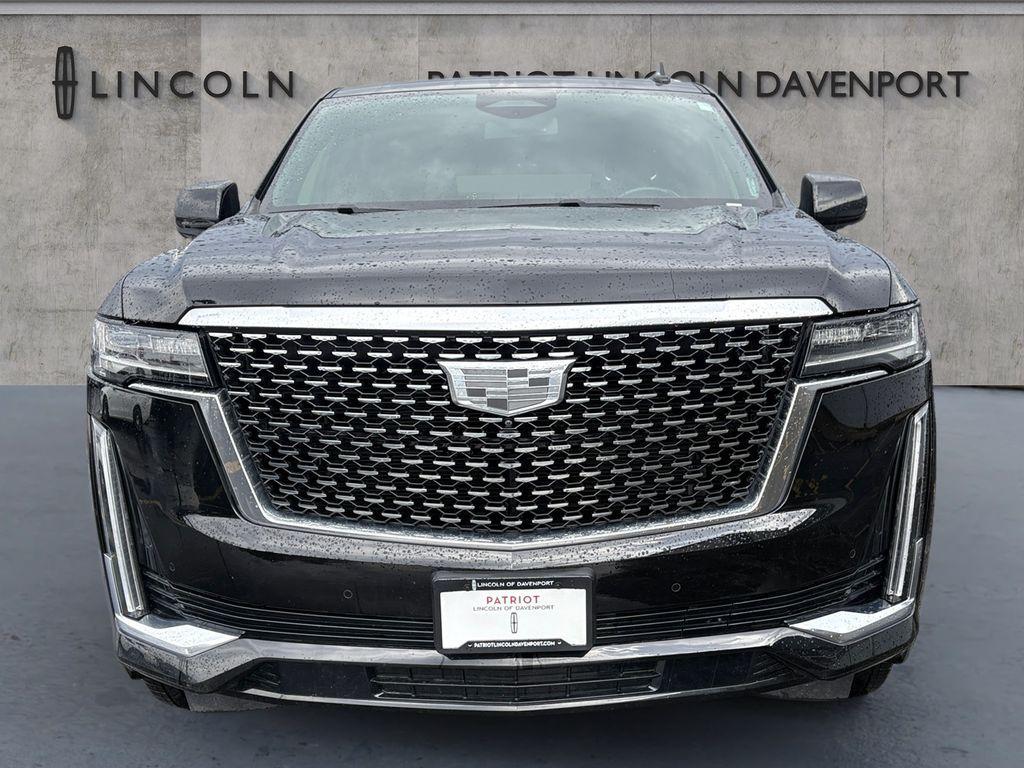 used 2022 Cadillac Escalade ESV car, priced at $63,995