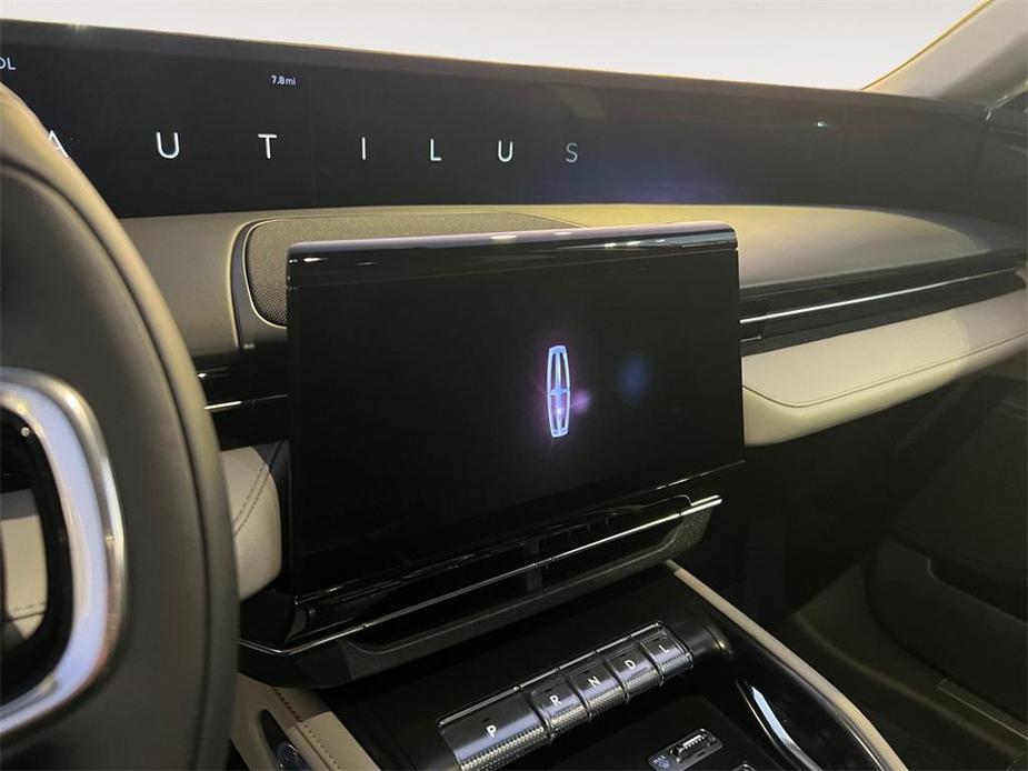 new 2024 Lincoln Nautilus car, priced at $61,247