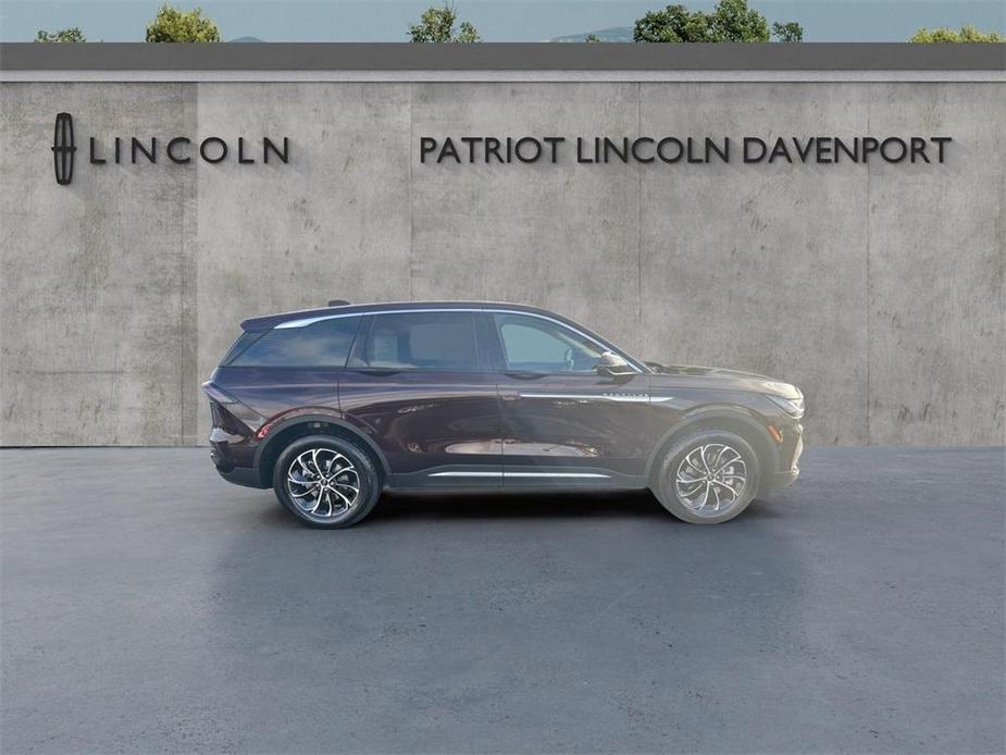 new 2024 Lincoln Nautilus car, priced at $54,060